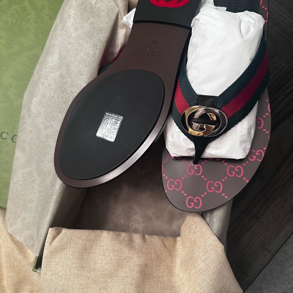 Kiki Gucci GG web Flip Flop - Picture 12 of 15